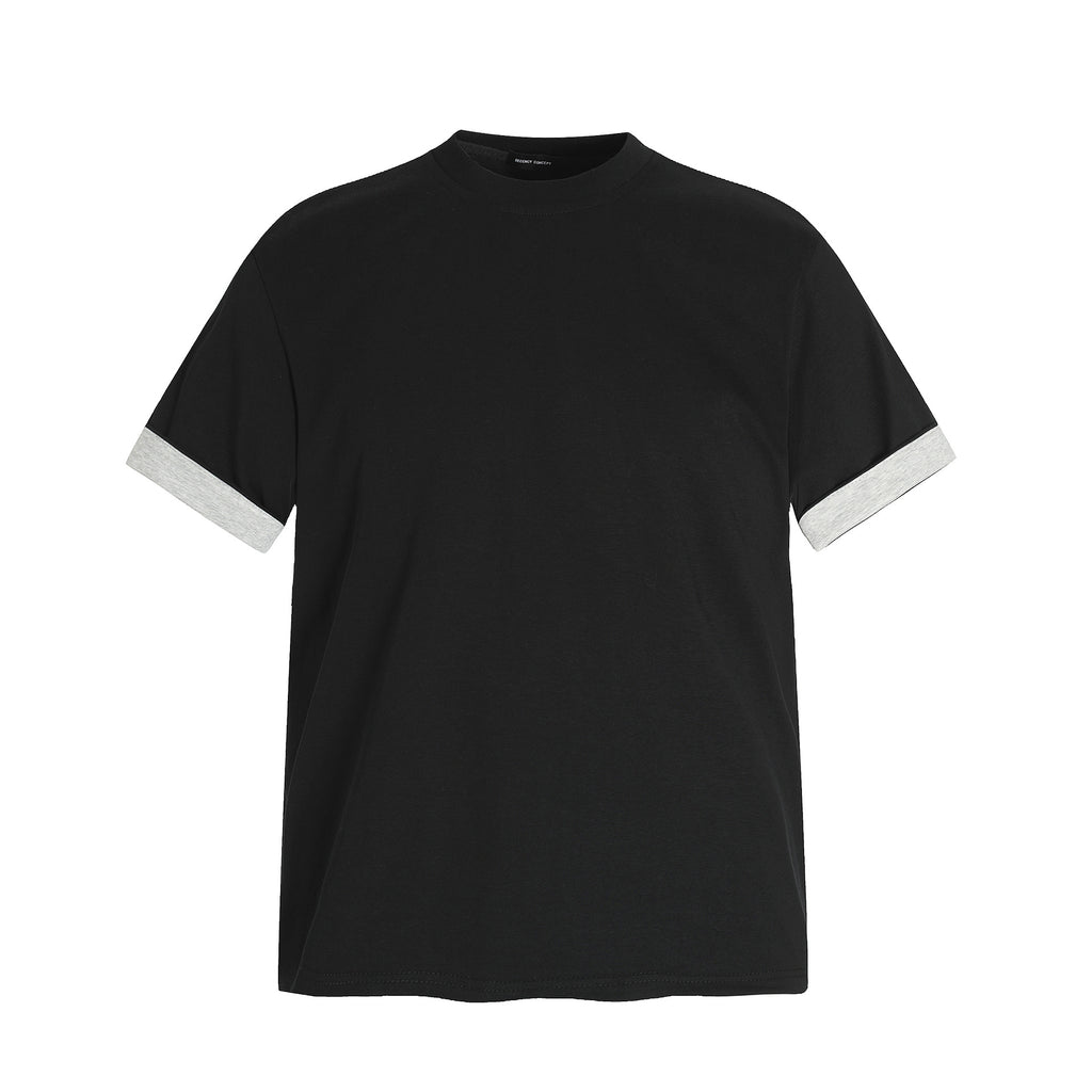 T-SHIRT UNISEX DA UOMO, DESIGN PATCHWORK DECOSTRUITO, VESTIBILITÀ ADERENTE, MANICHE CORTE.